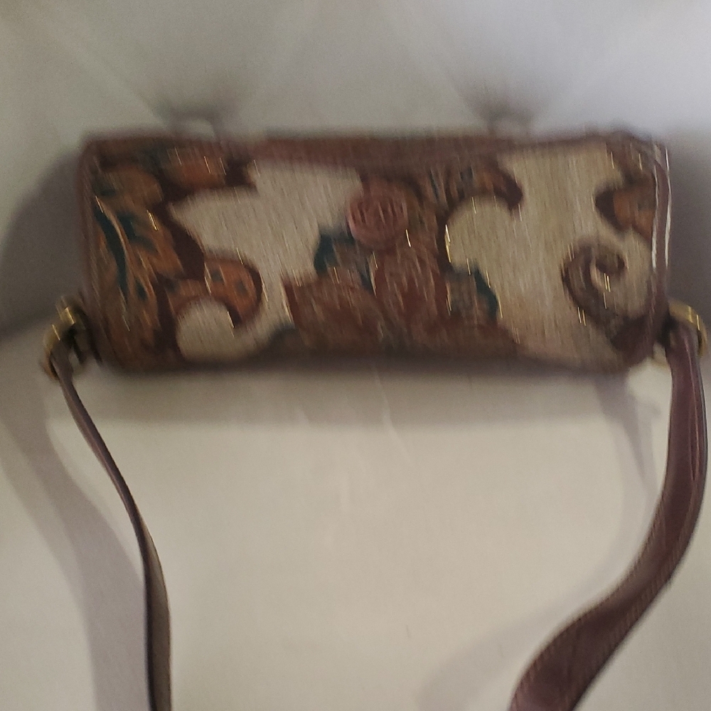 Vtg Mario  Valentino Brown and Gold Patterned Shoulder Bag - Picture 6 of 15